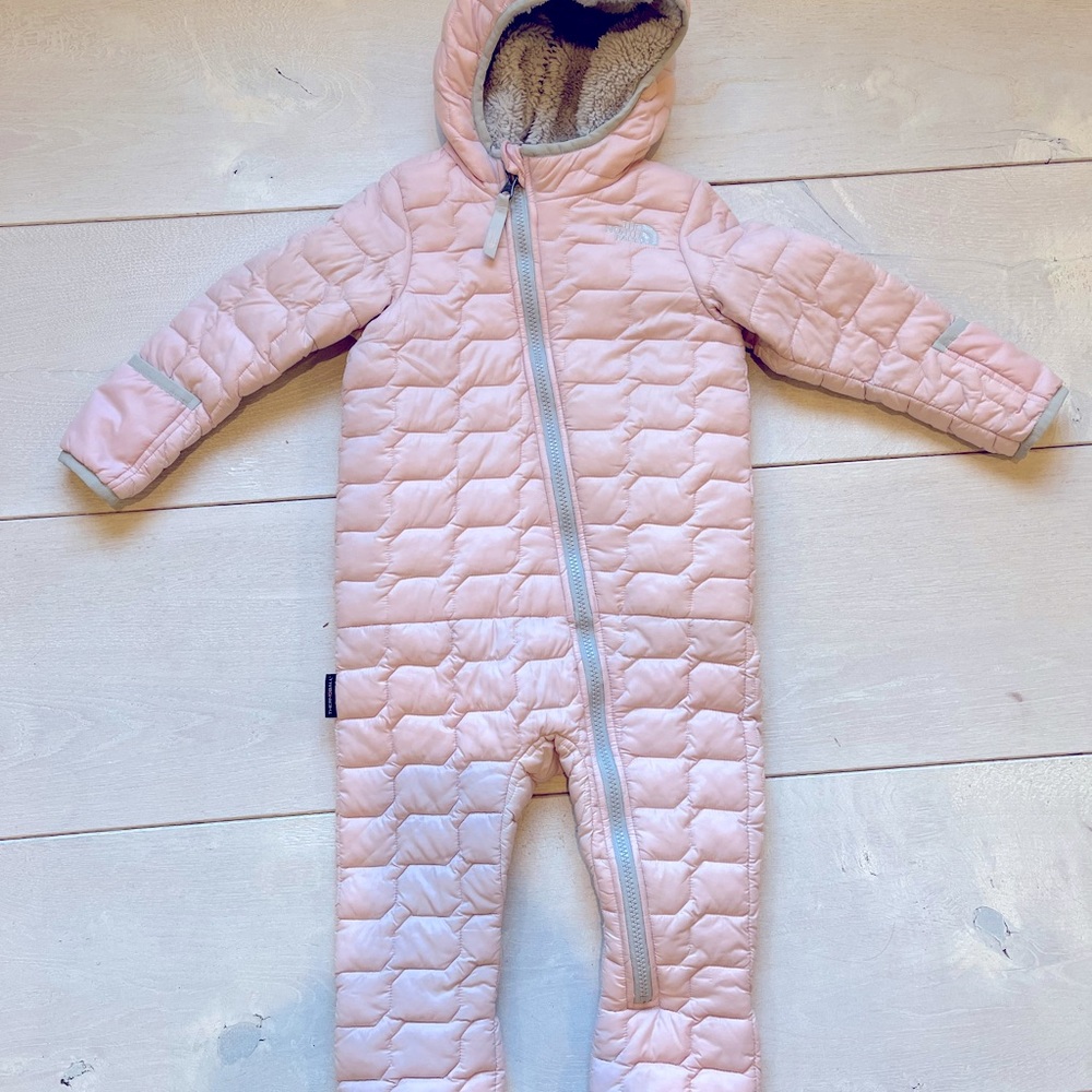 The North Face infant snow suit 18-24 m